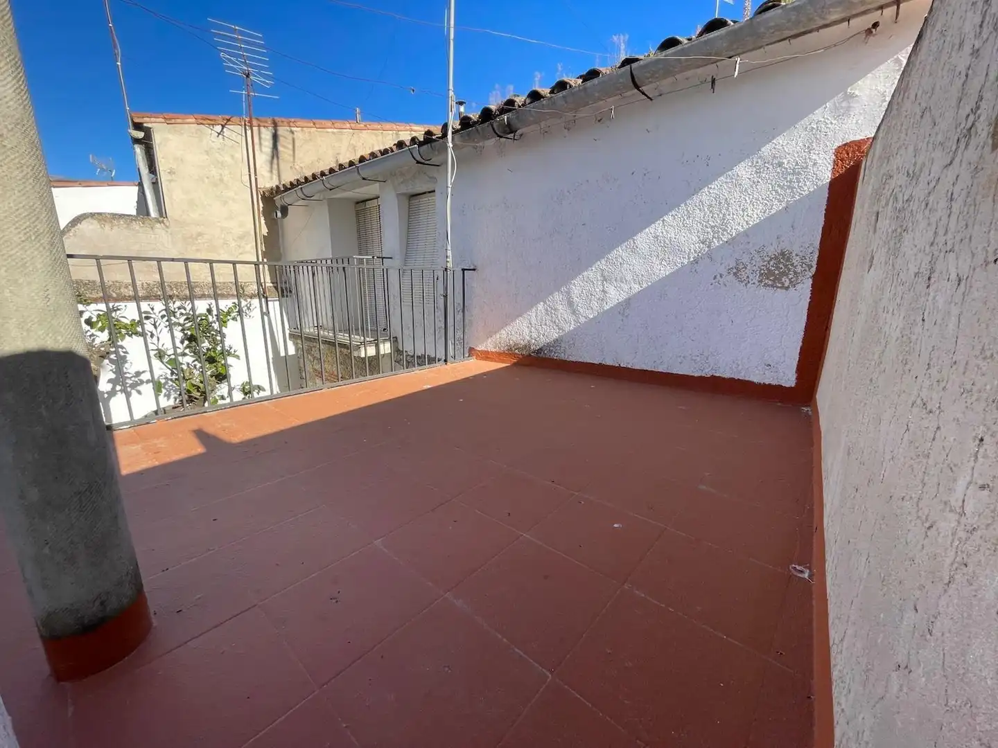 Terrasse von Haus oder Chalet zum Verkauf in Malpartida de Cáceres mit Terrasse, Abstellraum und Möbliert