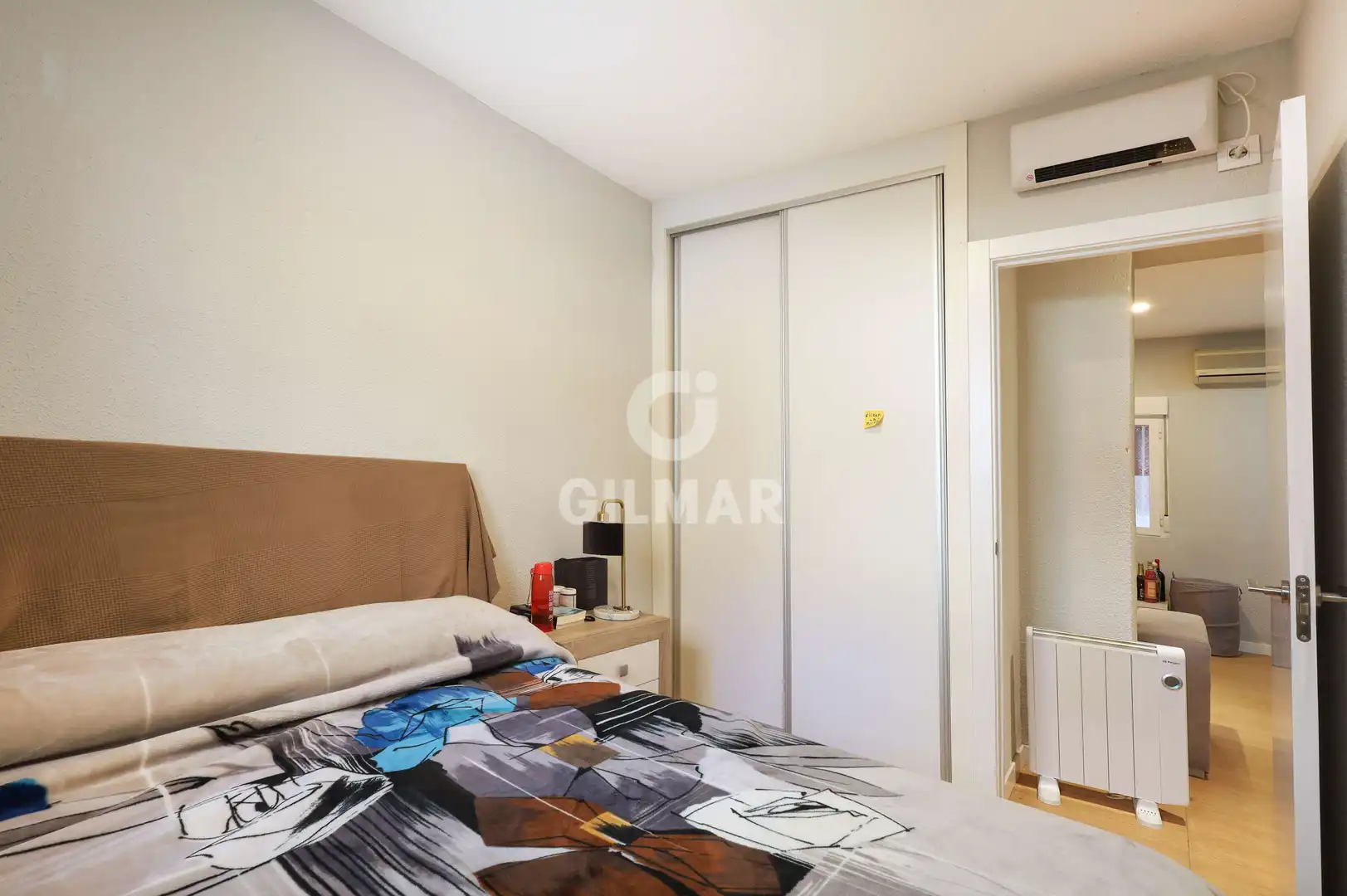 Habitación de Piso en venta en Madrid con Calefacción