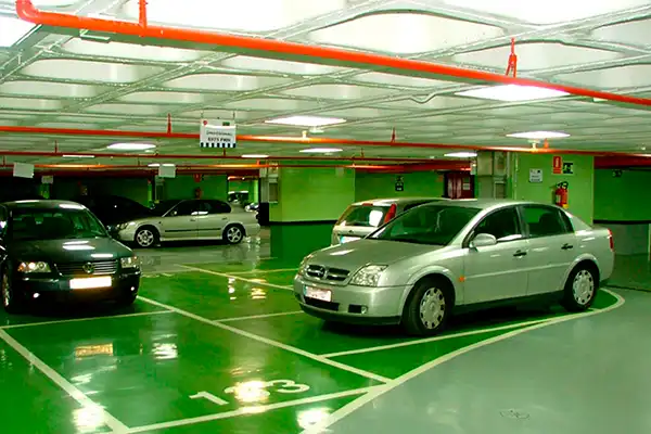 Parking of Office for rent in Madrid  with Air Conditioner and Heating
