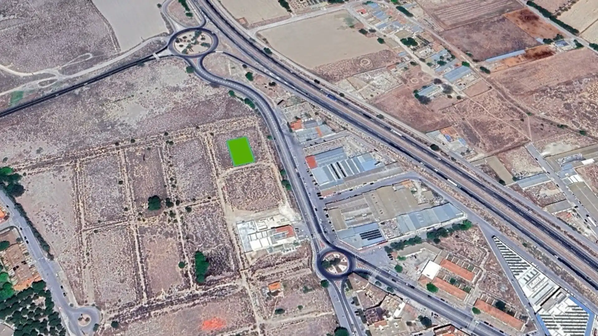 Land for sale in C/ Banyeres de Mariola, El Mercado - Plaza de Toros