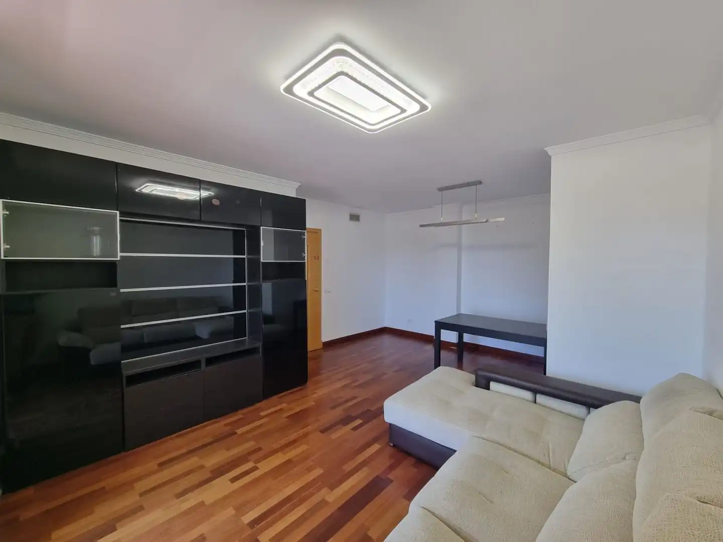 Sala de estar de Piso en venta en Torremolinos con Aire acondicionado, Calefacción y Terraza