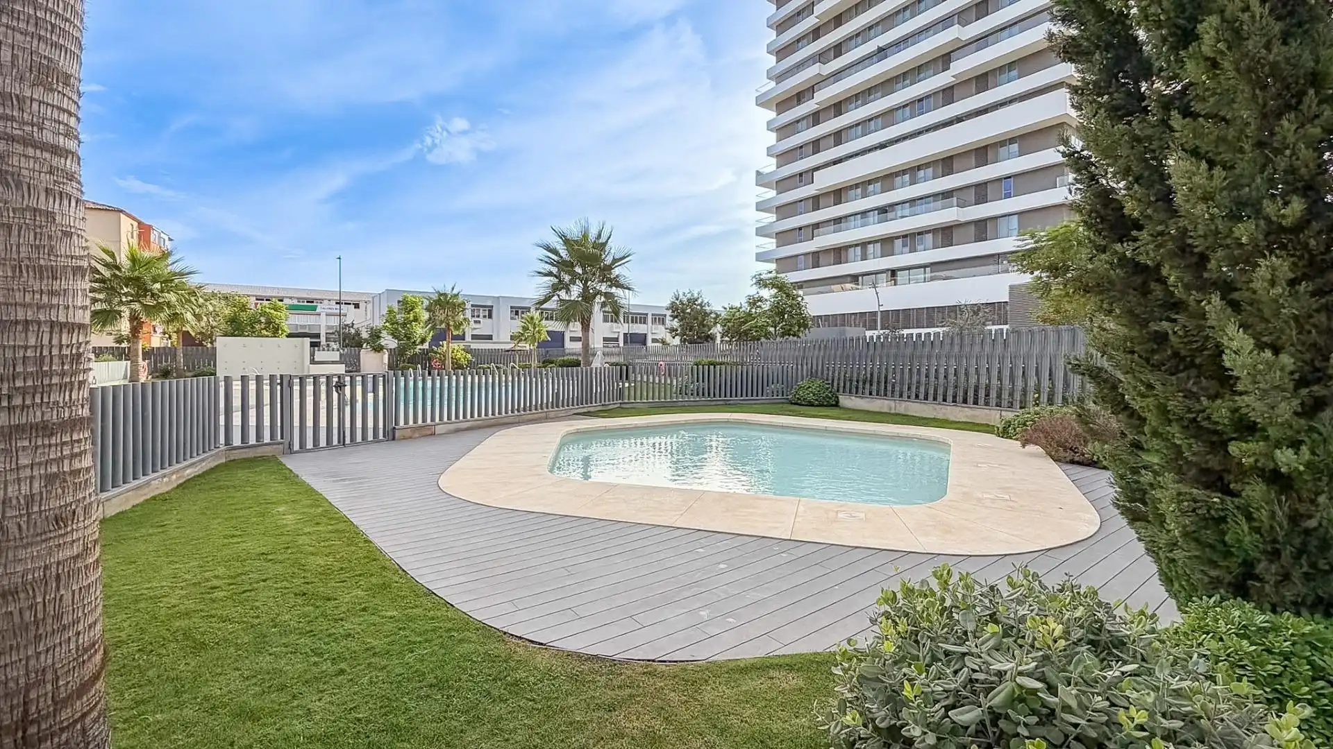 Schwimmbecken von Wohnung zur Miete in Málaga mit Klimaanlage, Heizung und Privatgarten