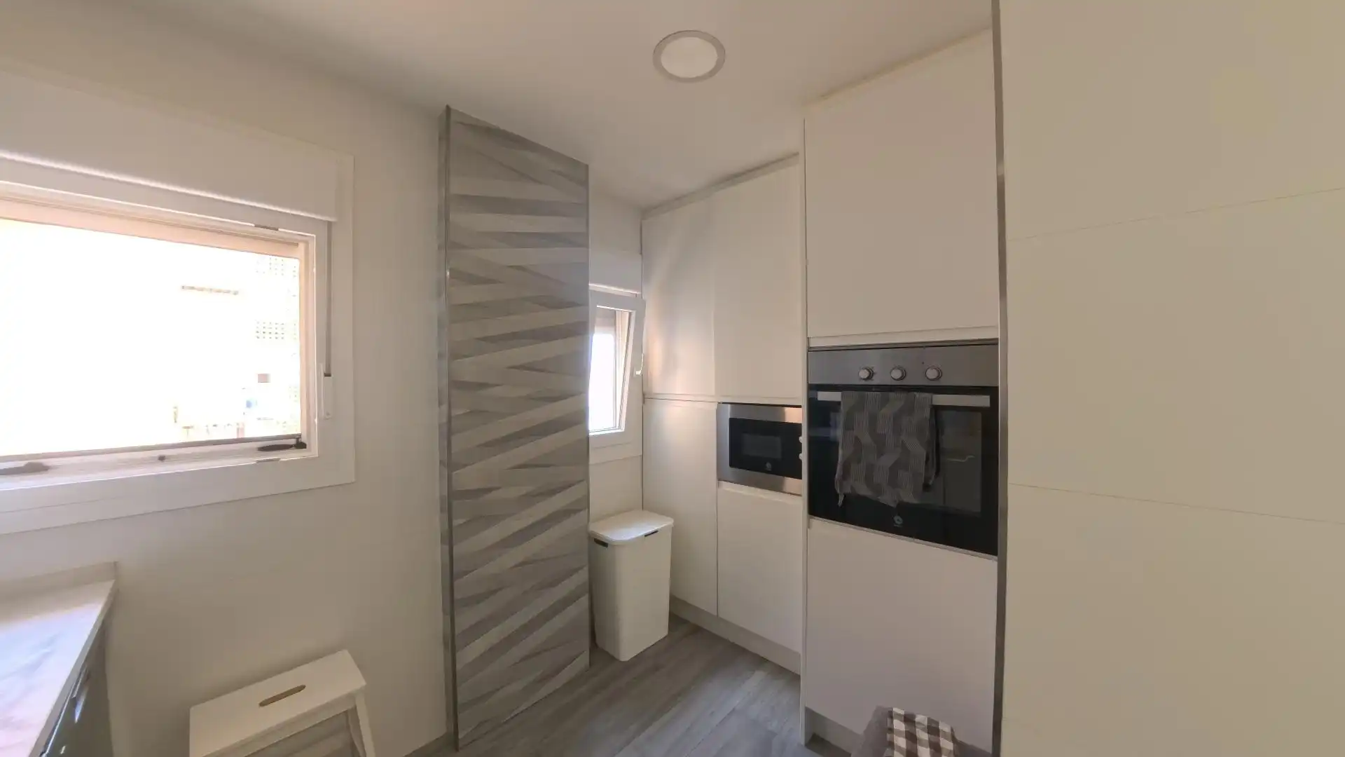 Küche von Wohnung zum Verkauf in San Fernando mit Klimaanlage