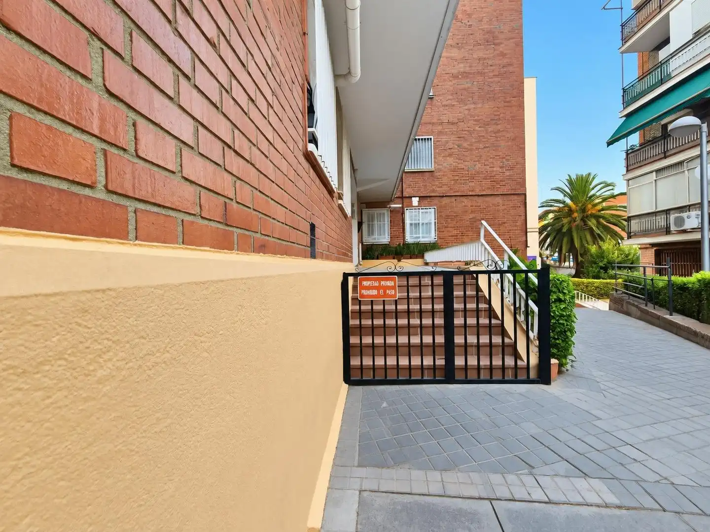 Vista exterior de Piso en venta en Usera