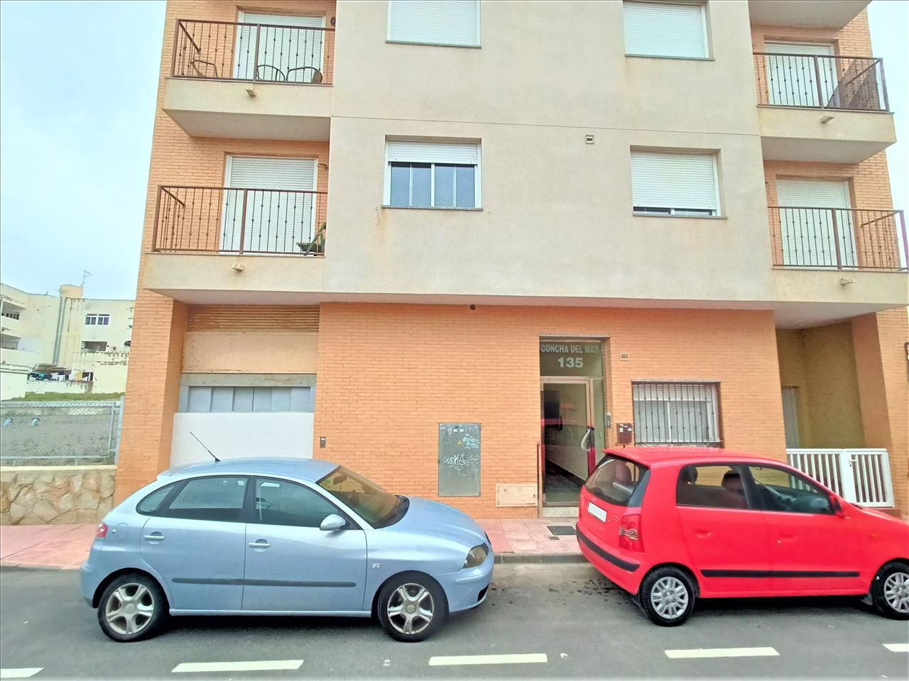 Vista exterior de Garatge en venda en Los Alcázares