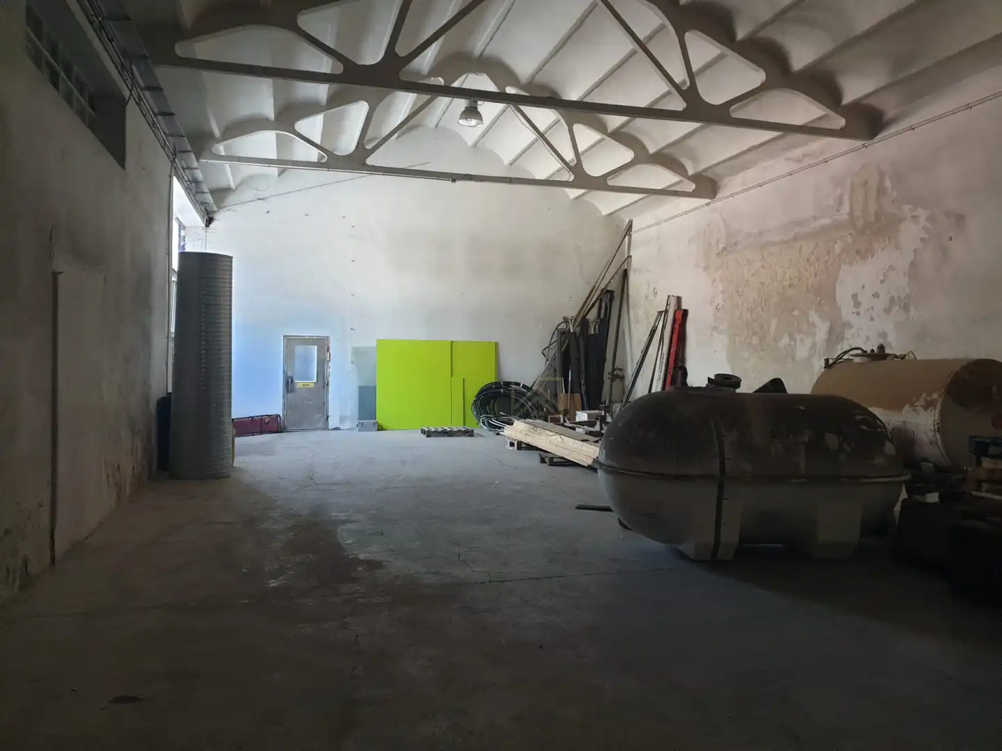 Nau industrial de lloguer en Entrambasaguas