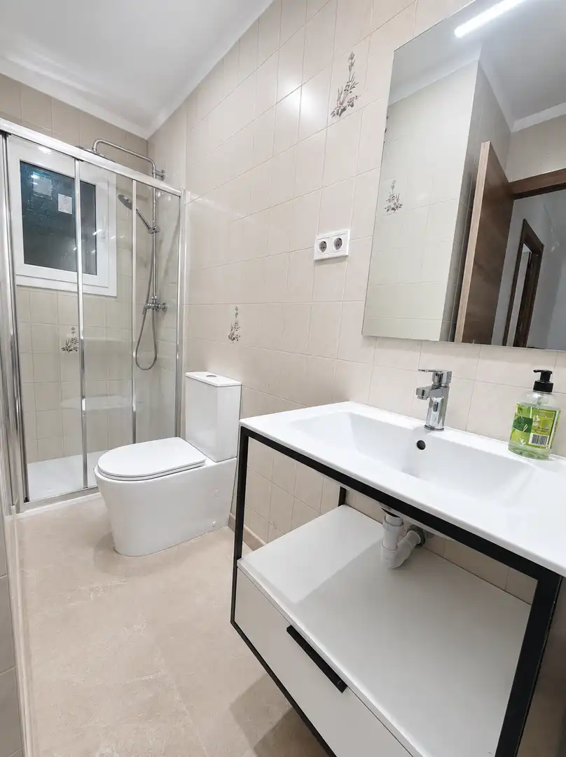 Baño de Piso en venta en Canet de Mar con Aire acondicionado y Calefacción