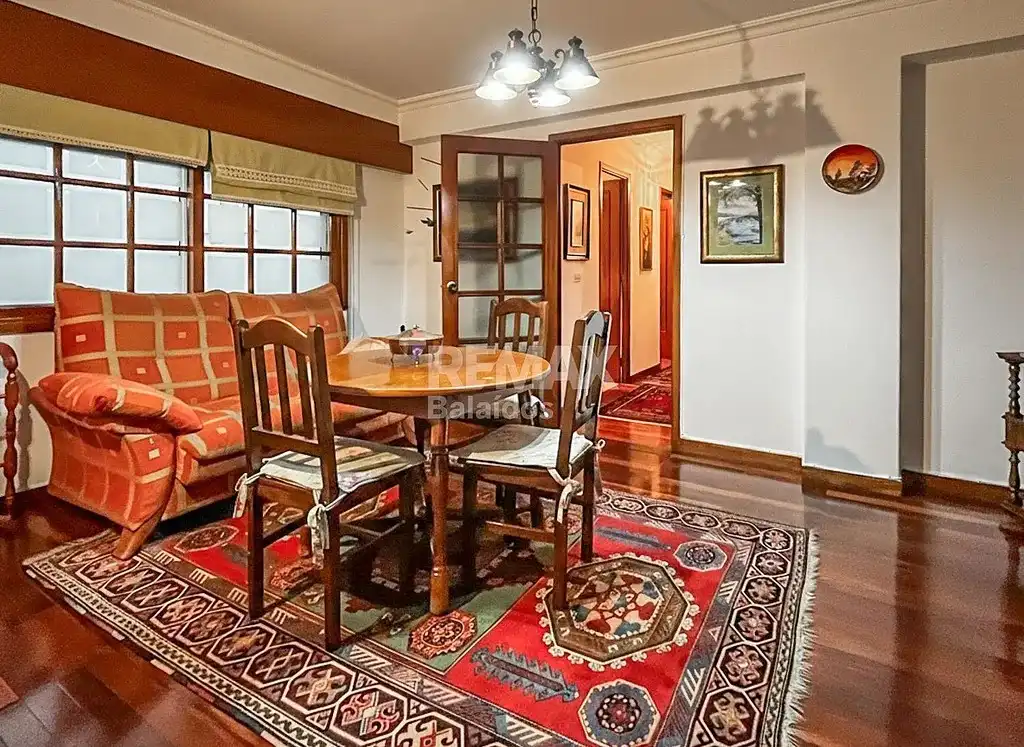 Comedor de Piso en venta en Vigo  con Calefacción, Parquet y Terraza