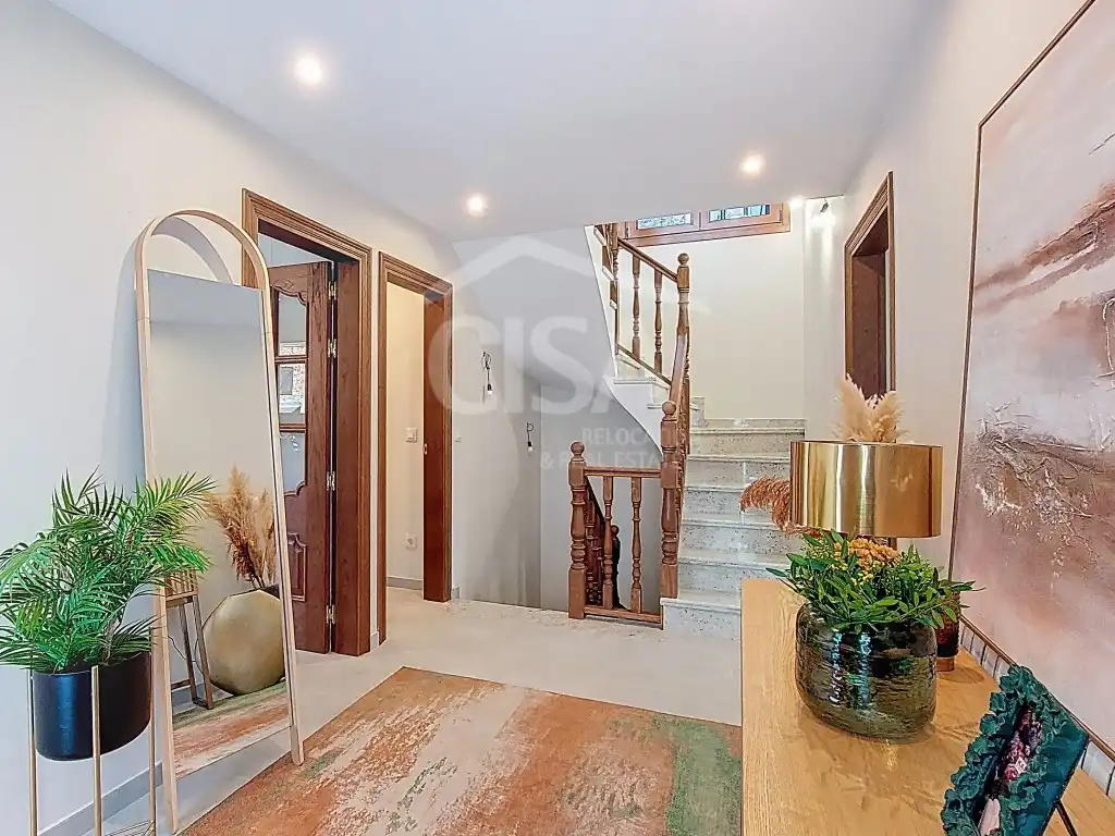 Casa o chalet en venta en Sant Julià de Lòria con Balcón