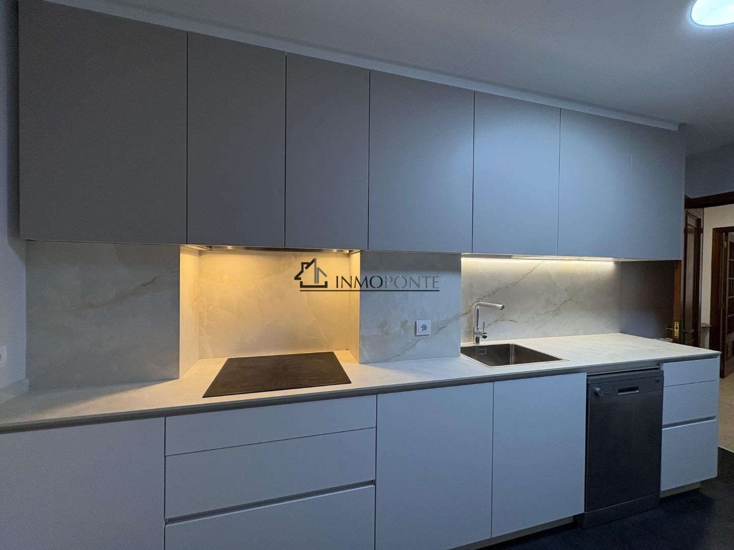 Cocina de Piso de alquiler en Pontevedra Capital 