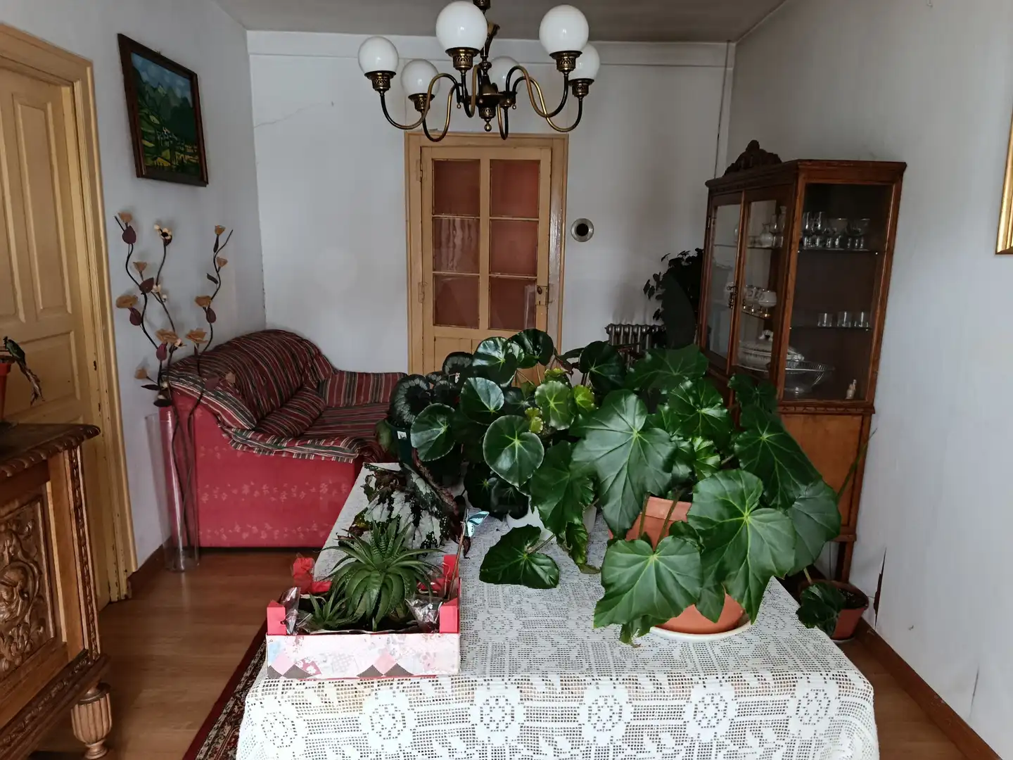Sala d'estar de Casa o xalet en venda en Cabrillanes amb Calefacció