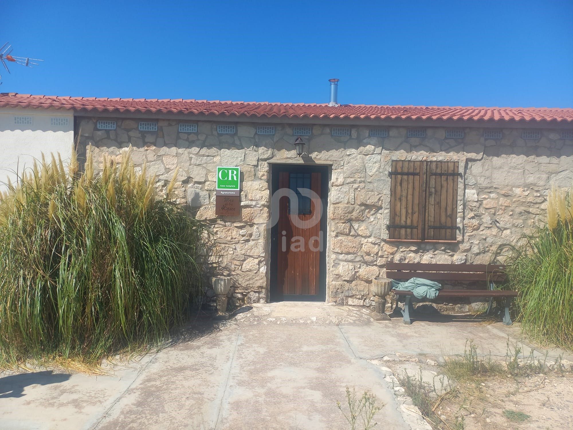 Vista exterior de Casa o xalet en venda en Mequinenza amb Calefacció