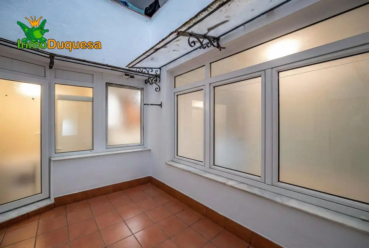 Flat for sale in Granada  with Air Conditioner and Heating