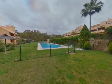 Wohnung mit Pool zum Verkauf in Urb Santa María Village