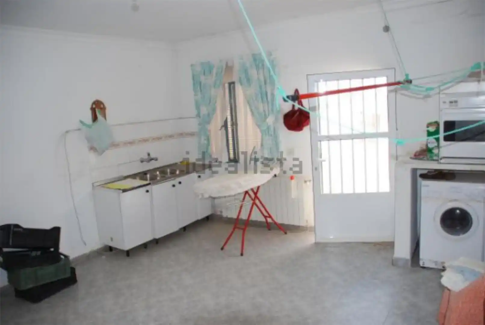 Cocina de Dúplex en venta en La Puerta de Segura con Trastero, Horno y Microondas