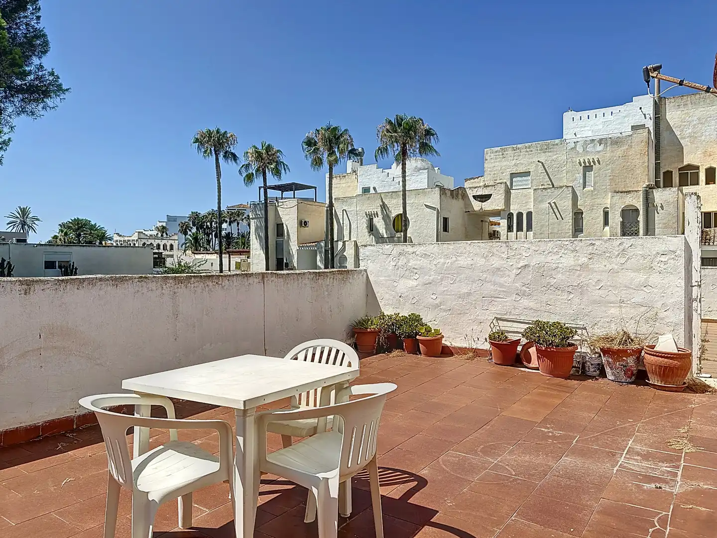Terraza de Apartamento en venta en Roquetas de Mar con Jardín privado, Terraza y Amueblado