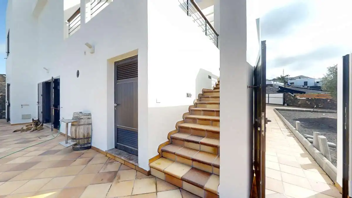 Casa o xalet en venda en Yaiza amb Aire condicionat, Jardí privat i Traster