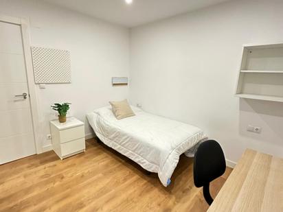 Bedroom of Apartment to share in  Pamplona / Iruña