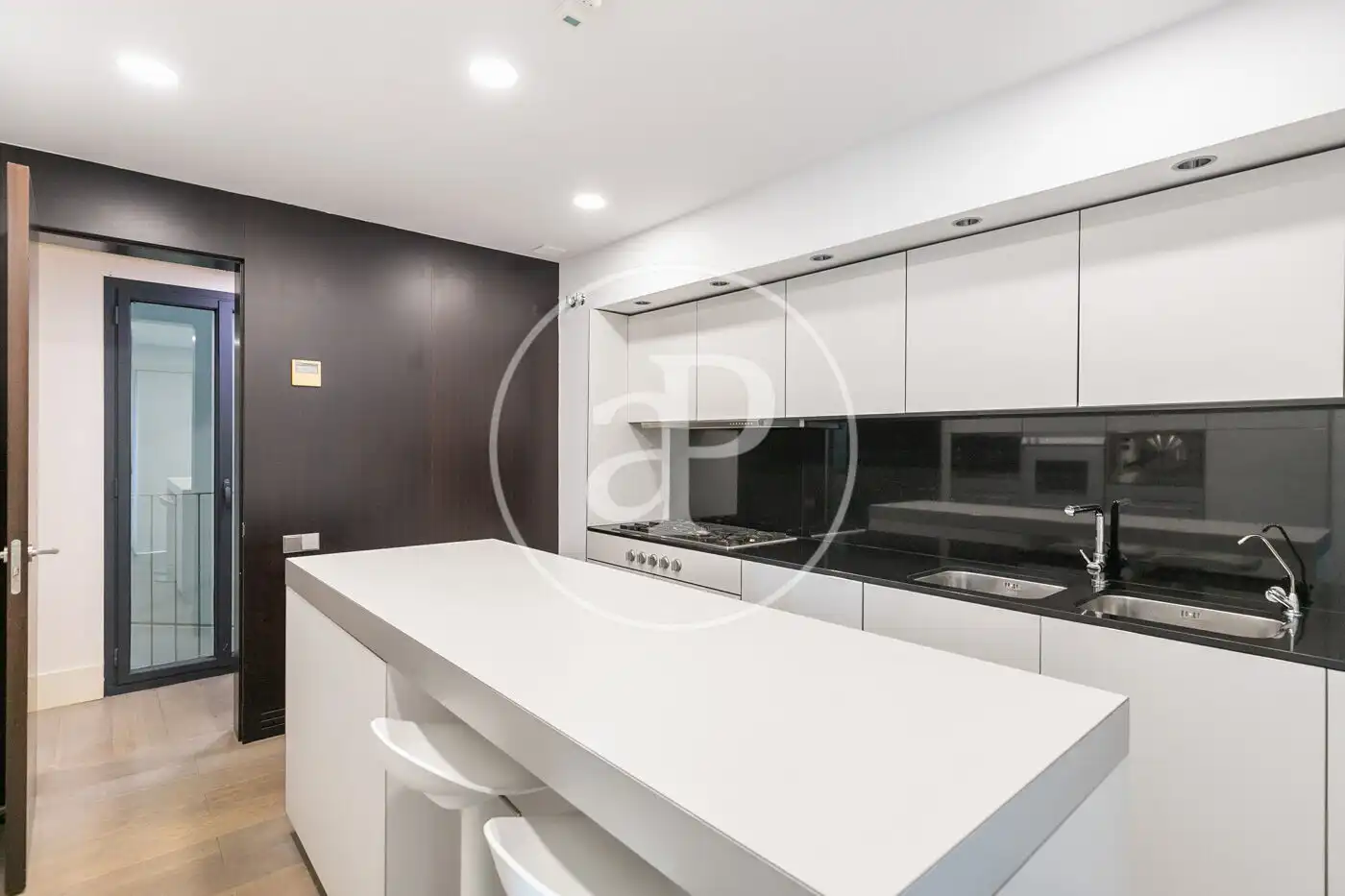 Kitchen of Flat for sale in Barcelona  with Air Conditioner and Heating