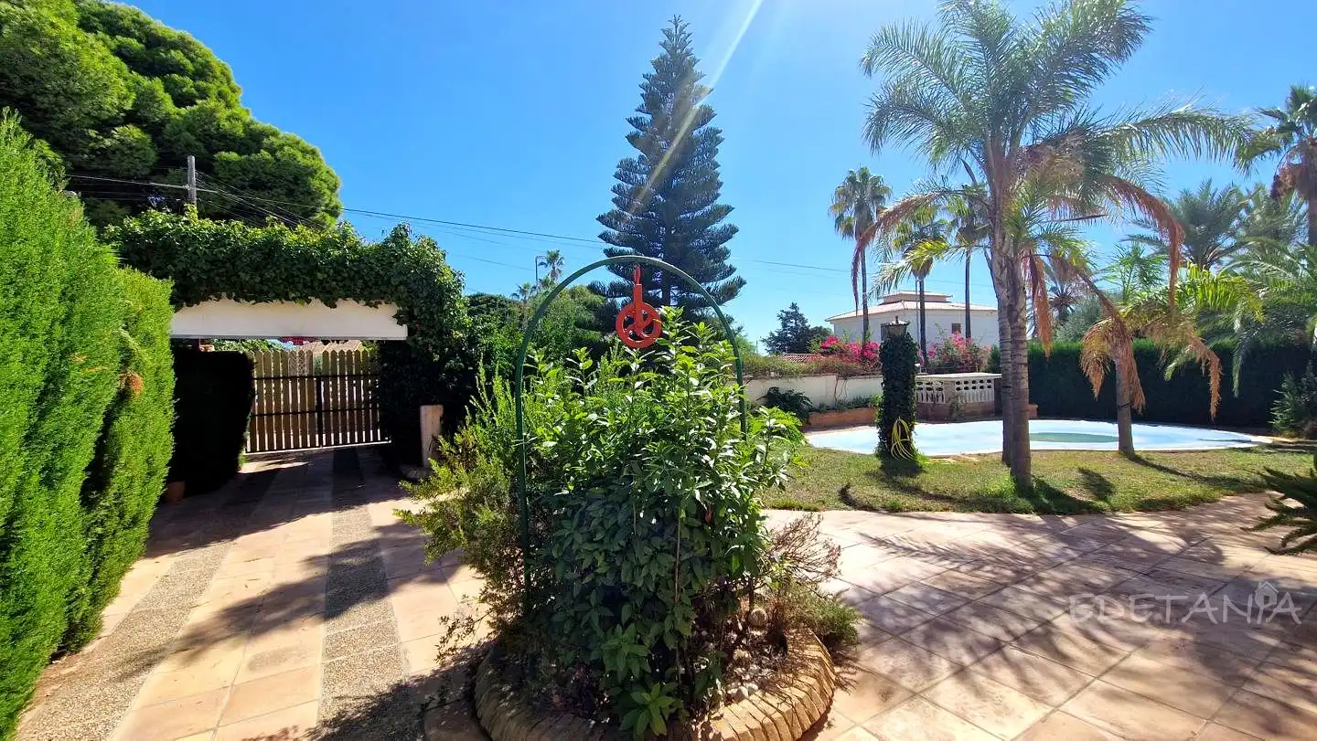 Jardí de Casa o xalet de lloguer en Náquera