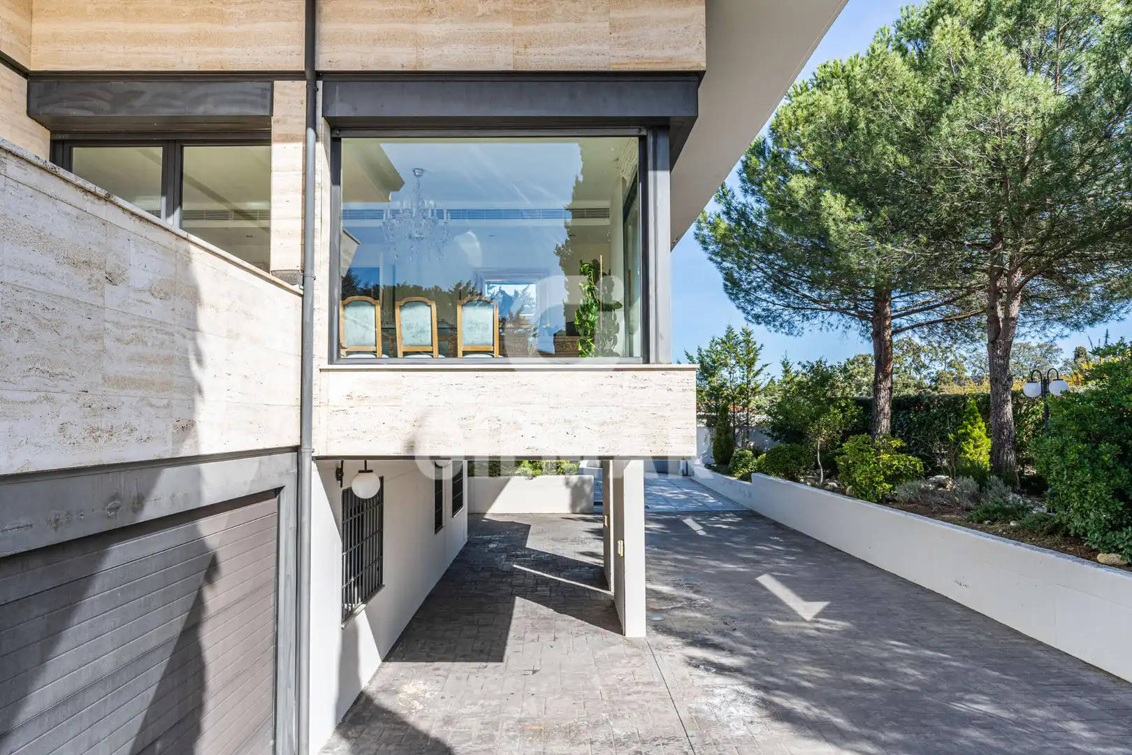 Vista exterior de Casa o chalet en venta en Las Rozas de Madrid con Aire acondicionado, Calefacción y Jardín privado