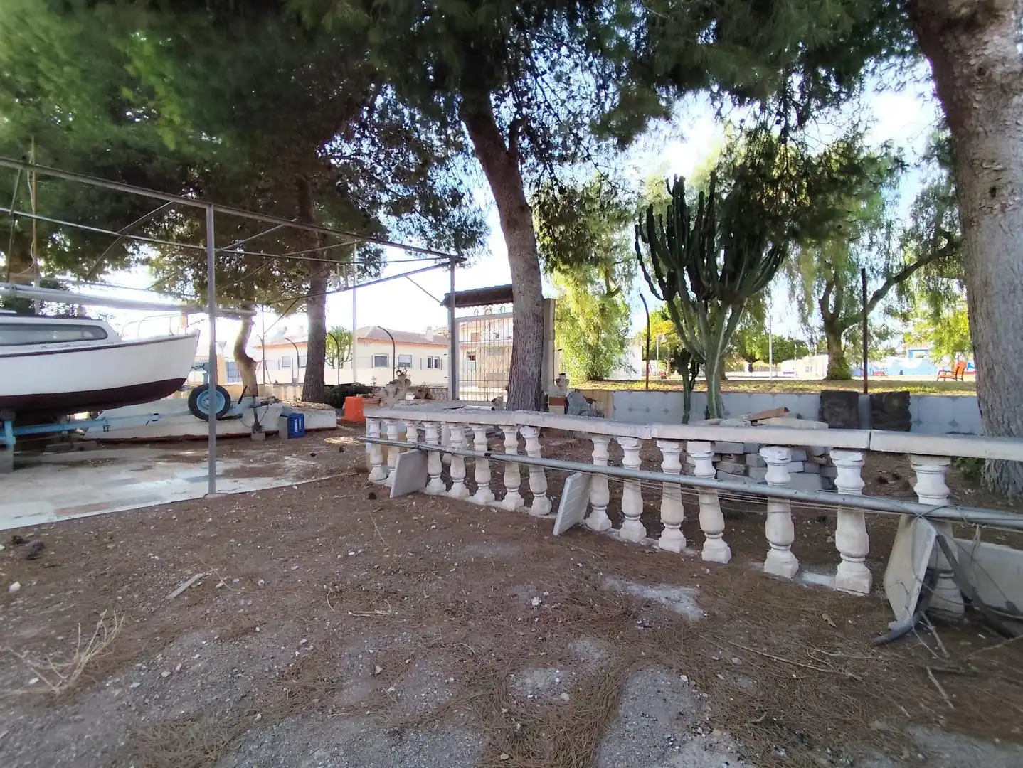 Houses for sale in Calle de la Librilla, Las Lomas de Rame - Bahía Bella