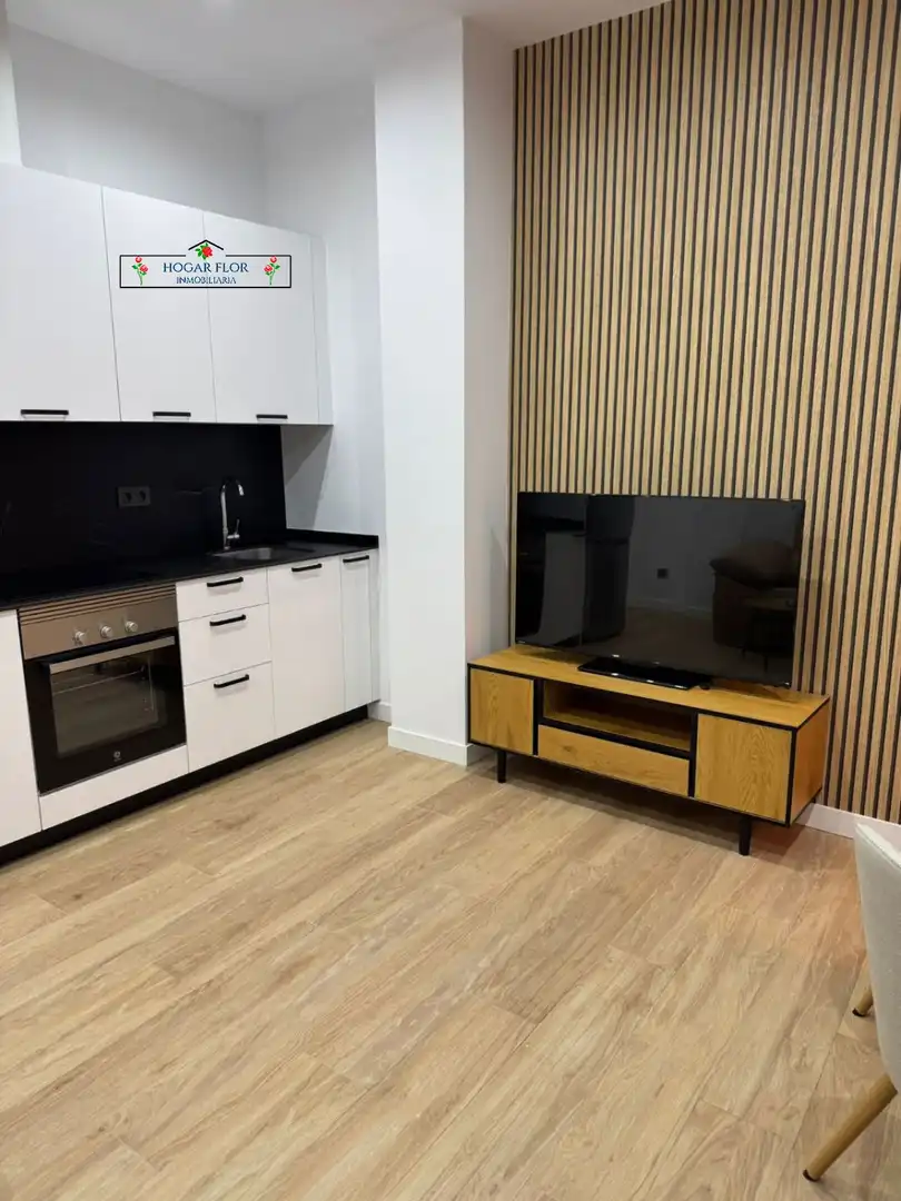 Cuina de Apartament en venda en Salamanca amb Aire condicionat i Calefacció