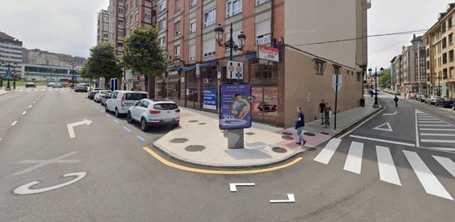 Local comercial en Venta en Milán - Pumarín