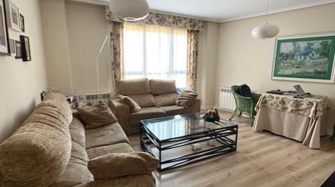 Foto 2 de Pis en venda a Calle Subida a San Isidro, Delicias, Valladolid