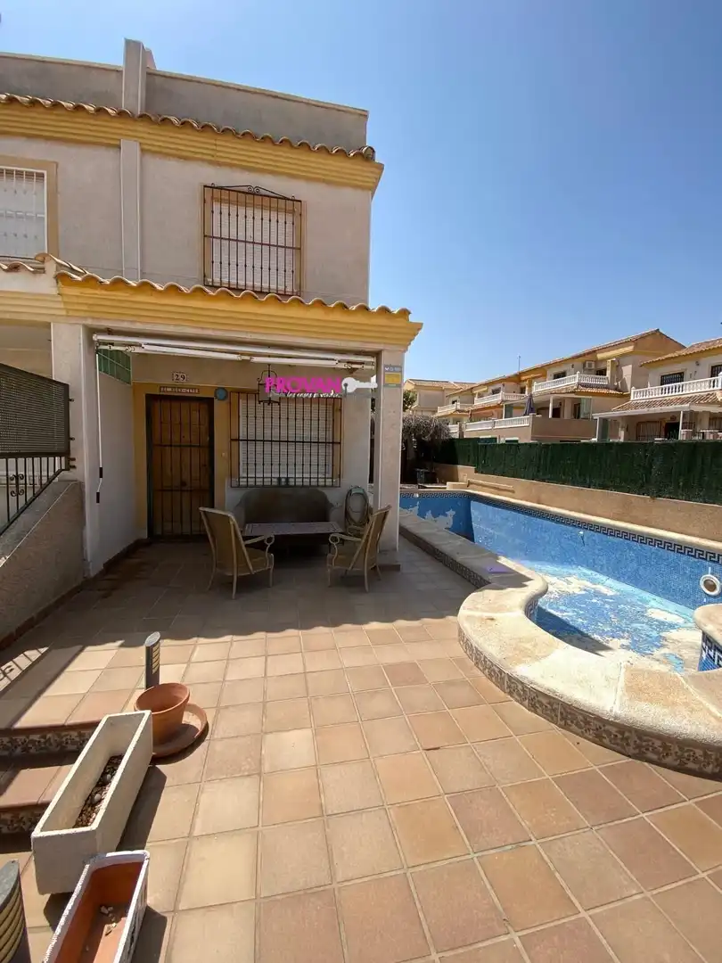 Piscina de Casa o xalet en venda en Orihuela amb Terrassa, Traster i Piscina