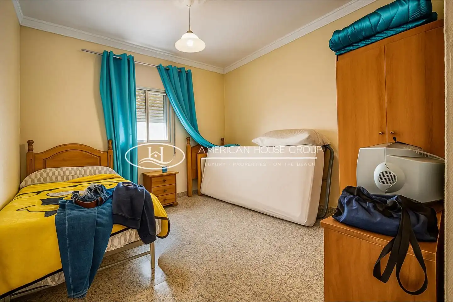 Dormitori de Casa o xalet en venda en Chiclana de la Frontera amb Aire condicionat, Jardí privat i Terrassa
