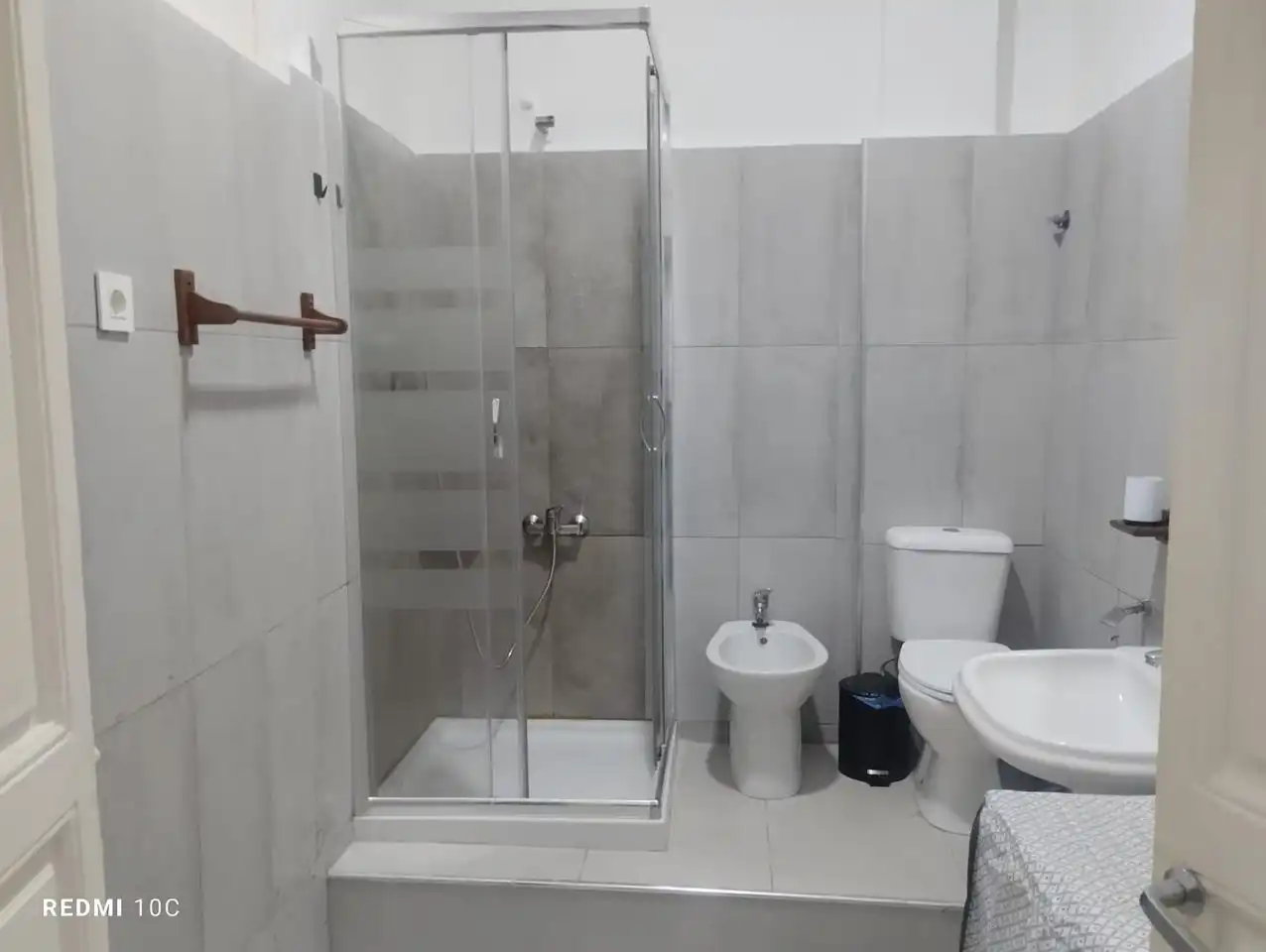 Bathroom of Flat for rent in Melilla