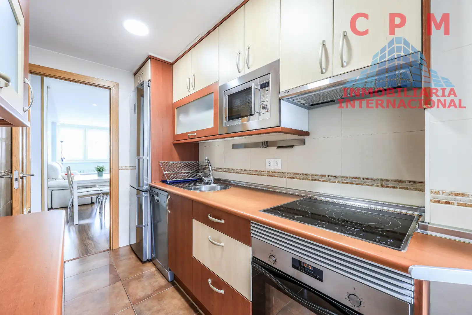Kitchen of Flat for rent in Madrid  with Air Conditioner, Heating and Parquet flooring