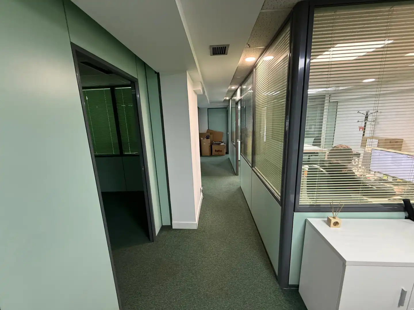 Office for rent in Madrid  with Air Conditioner, Heating and Storage room