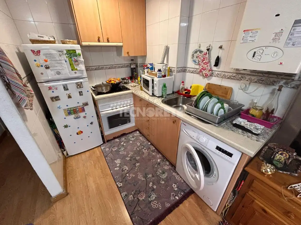 Cocina de Piso en venta en Guadalajara con Calefacción y Amueblado