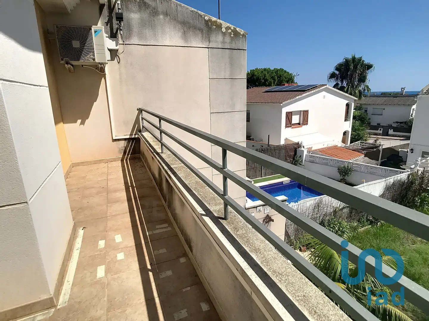 Casa aparellada en venda a Roda de Barà, imagen 10