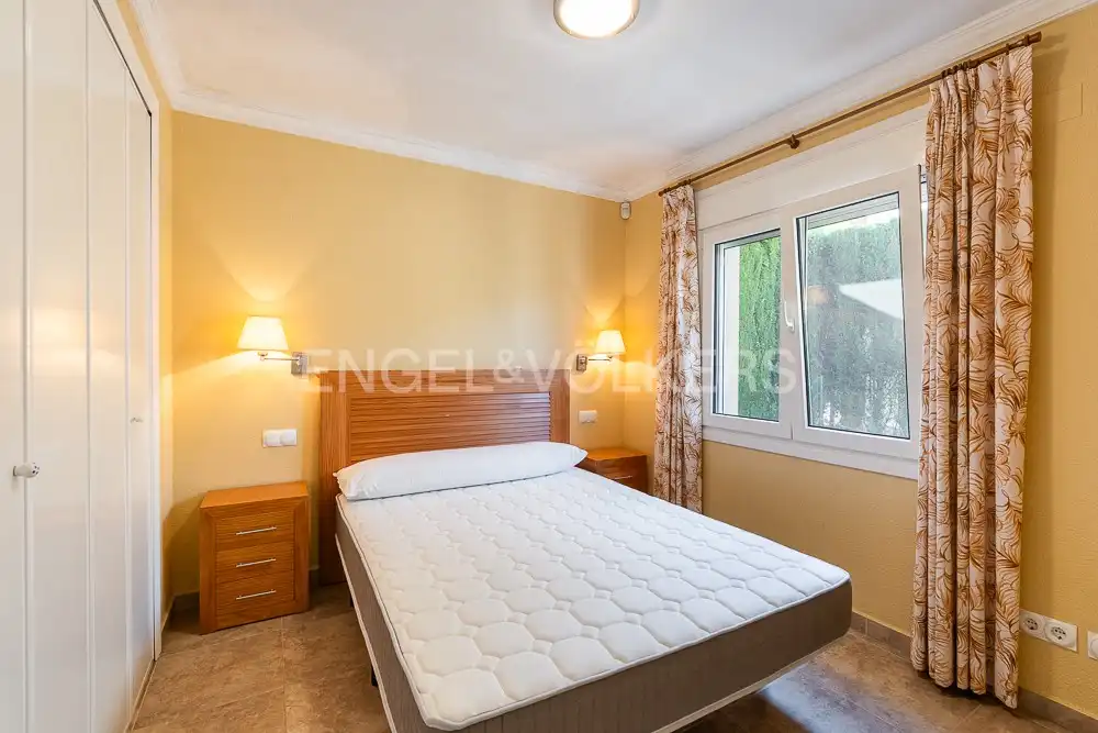 Bedroom of Houses for sale in Oliva  with Air Conditioner, Heating and Private garden
