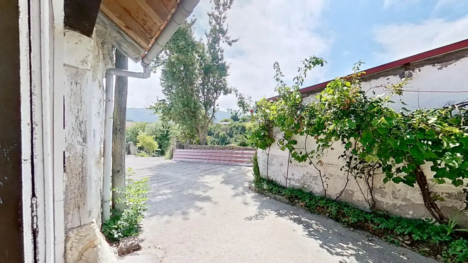 Vista exterior de Casa o xalet en venda en Santiurde de Reinosa amb Calefacció i Terrassa