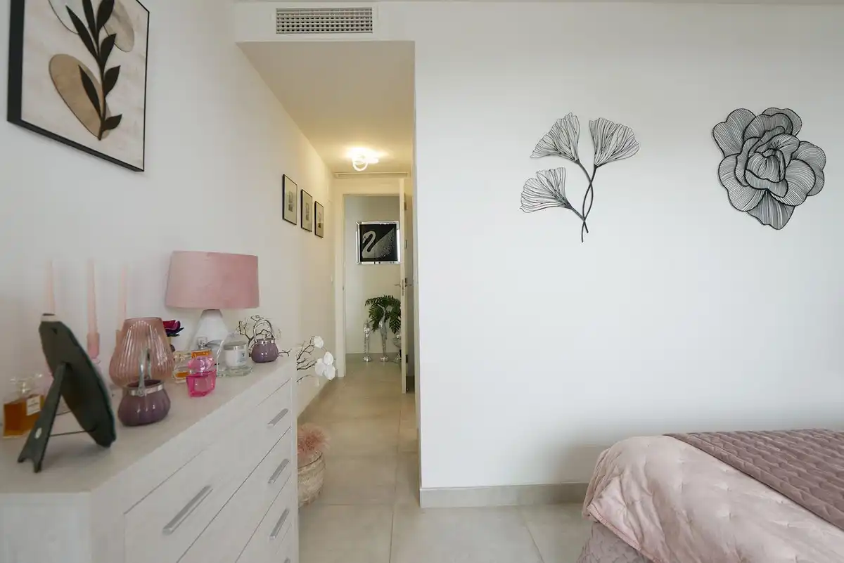 Erdgeschoss zum Verkauf in Mijas mit Klimaanlage, Terrasse und Abstellraum