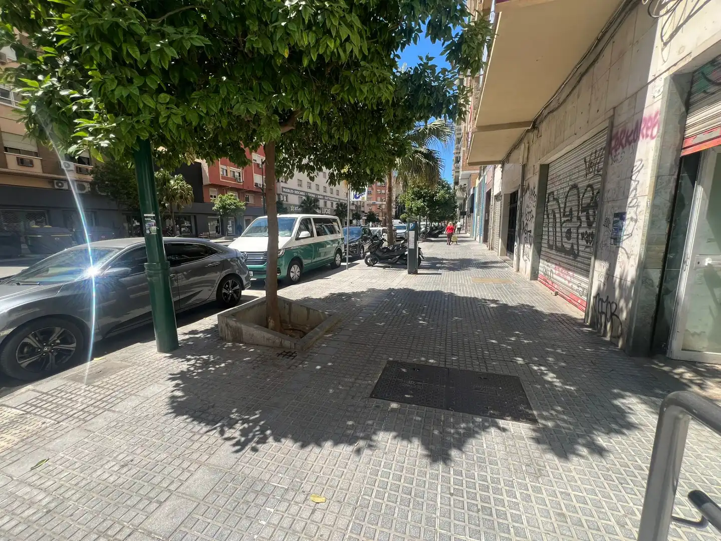 Vista exterior de Local en venta en Málaga