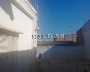 Vista exterior de Casa o xalet en venda en Villanueva de Castellón amb Terrassa i Alarma