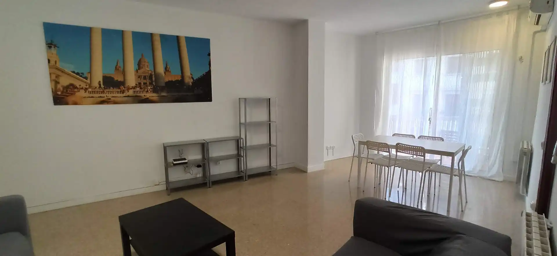 Wohnzimmer von Wohnung zur untervermieten in Barcelona mit Klimaanlage, Heizung und Möbliert
