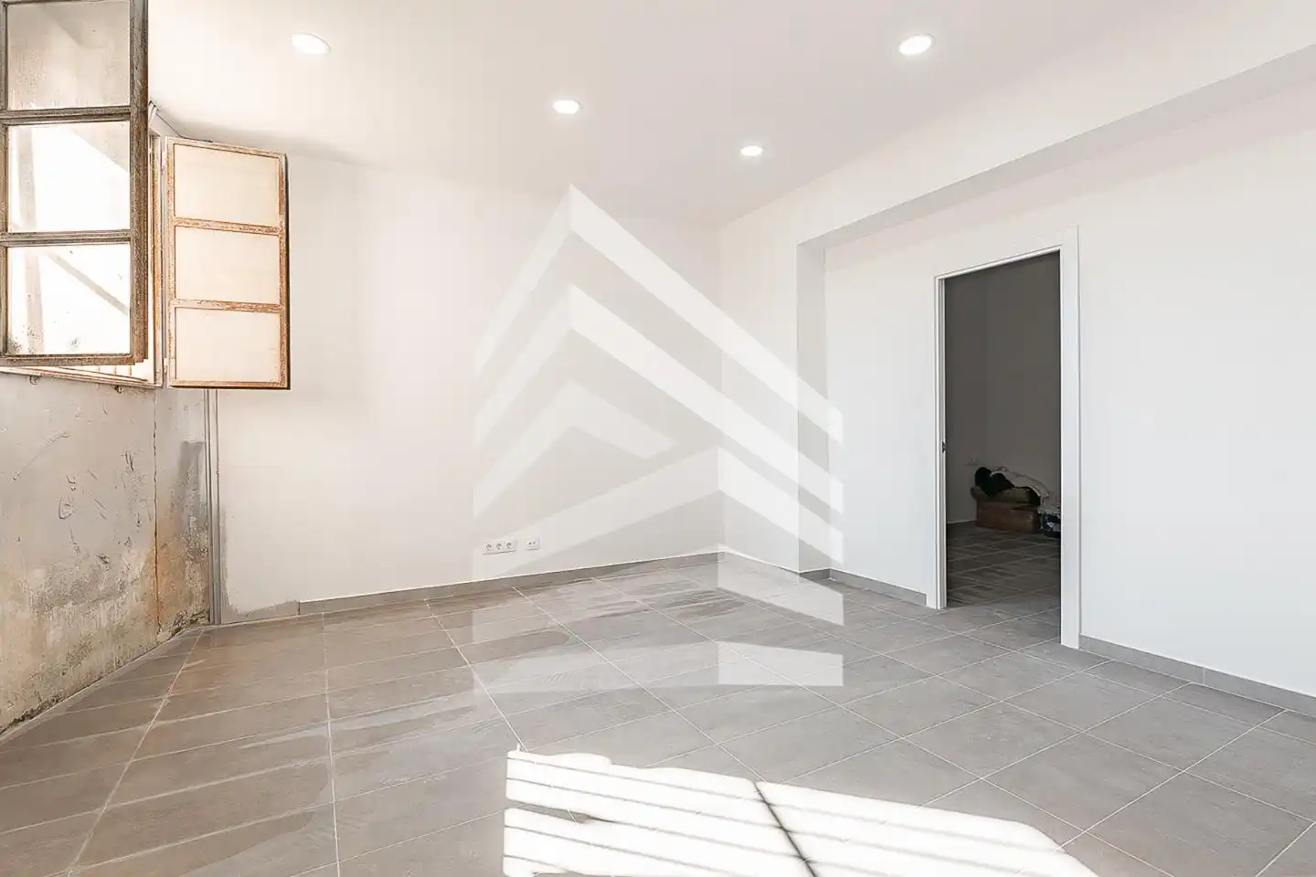 Ground floor for sale in Manresa  with Balcony