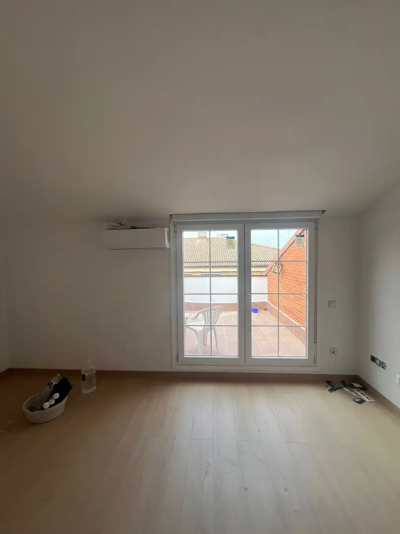 Terraza de Ático en venta en Camarena con Aire acondicionado, Parquet y Terraza