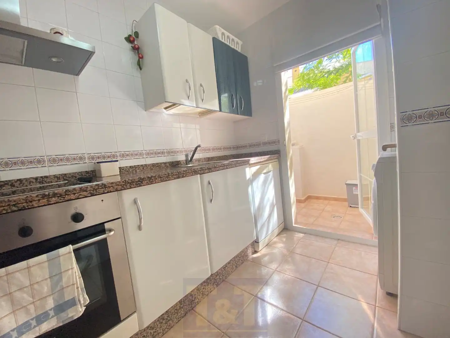 Cocina de Casa adosada en venta en Islantilla con Aire acondicionado y Terraza