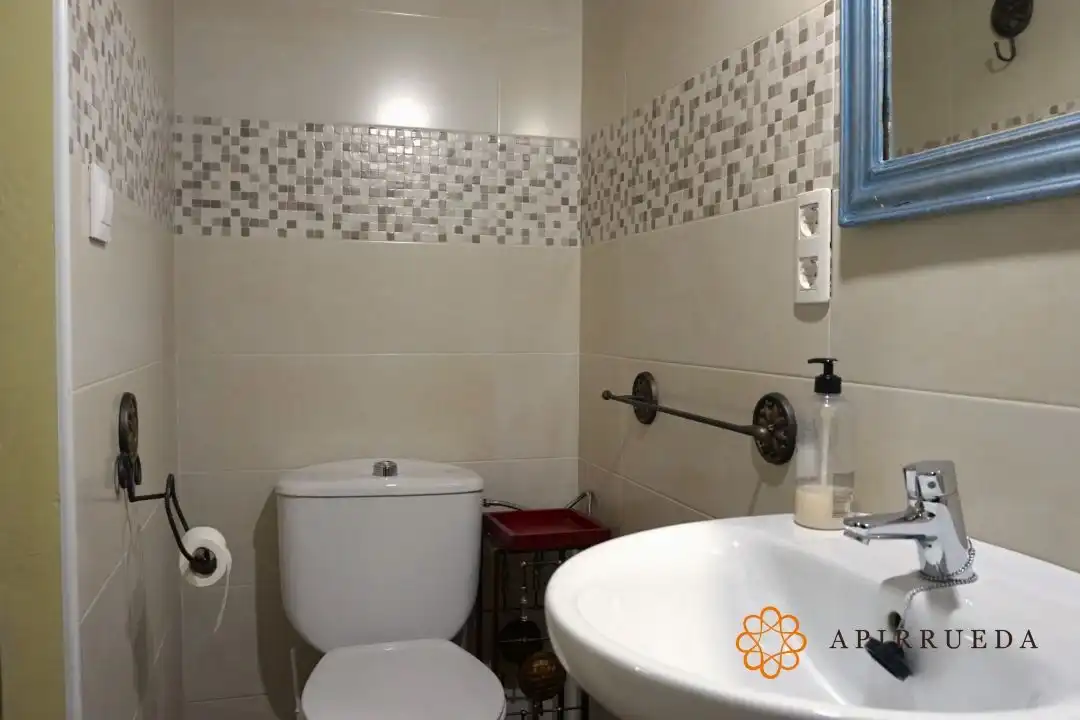 Bathroom of Houses for sale in Bijuesca  with Heating and Furnished