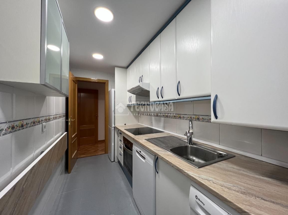 Flat for rent in Canillas, Hortaleza