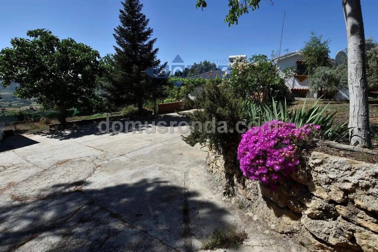 Jardín de Finca rústica de alquiler en Ronda con Aire acondicionado, Calefacción y Trastero