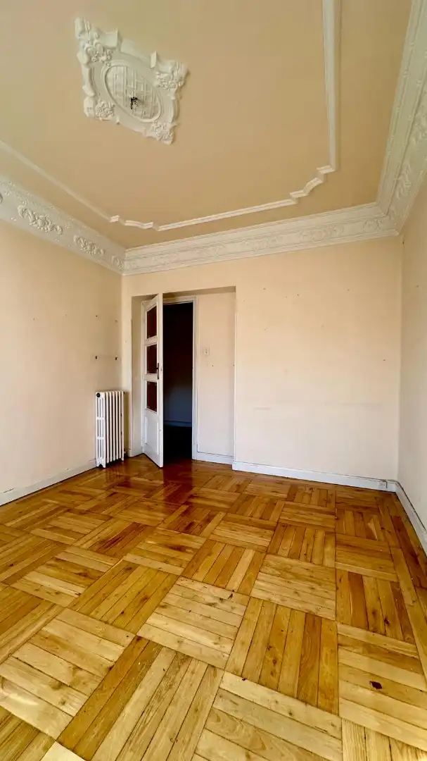 Piso con terraza en venta en Calle Eduardo Martínez del Campo, imagen 2