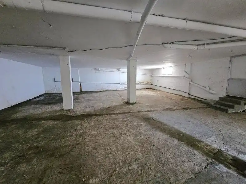 Gewerbefläche zum Verkauf in Rúa Insúa 81, imagen 8